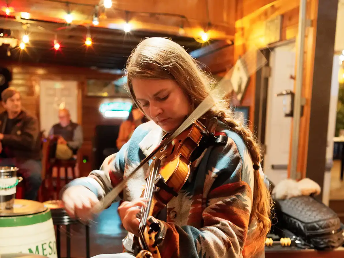 Audrey Jaber playing fiddle. Photo by Michael Eskin.